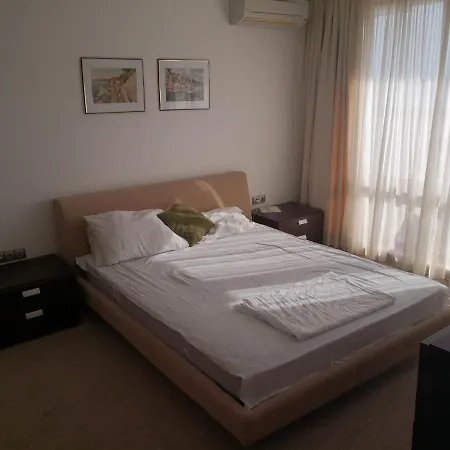 Daire Emerald Beach And Spa , Satin 705 , Macedonia Street 61, Nesebar 8238 ,
