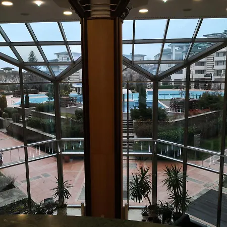 Emerald Beach And Spa , Satin 705 , Macedonia Street 61, Nesebar 8238 , Daire Ravda