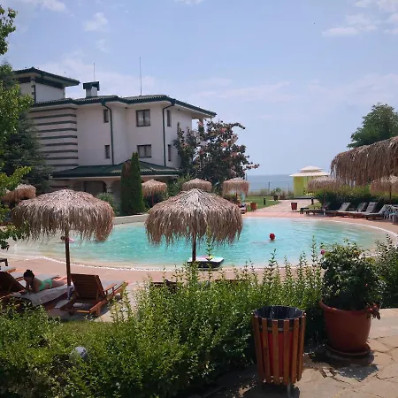 Daire Emerald Beach And Spa , Satin 705 , Macedonia Street 61, Nesebar 8238 , Ravda