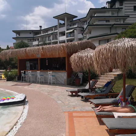 Daire Emerald Beach And Spa , Satin 705 , Macedonia Street 61, Nesebar 8238 , Ravda